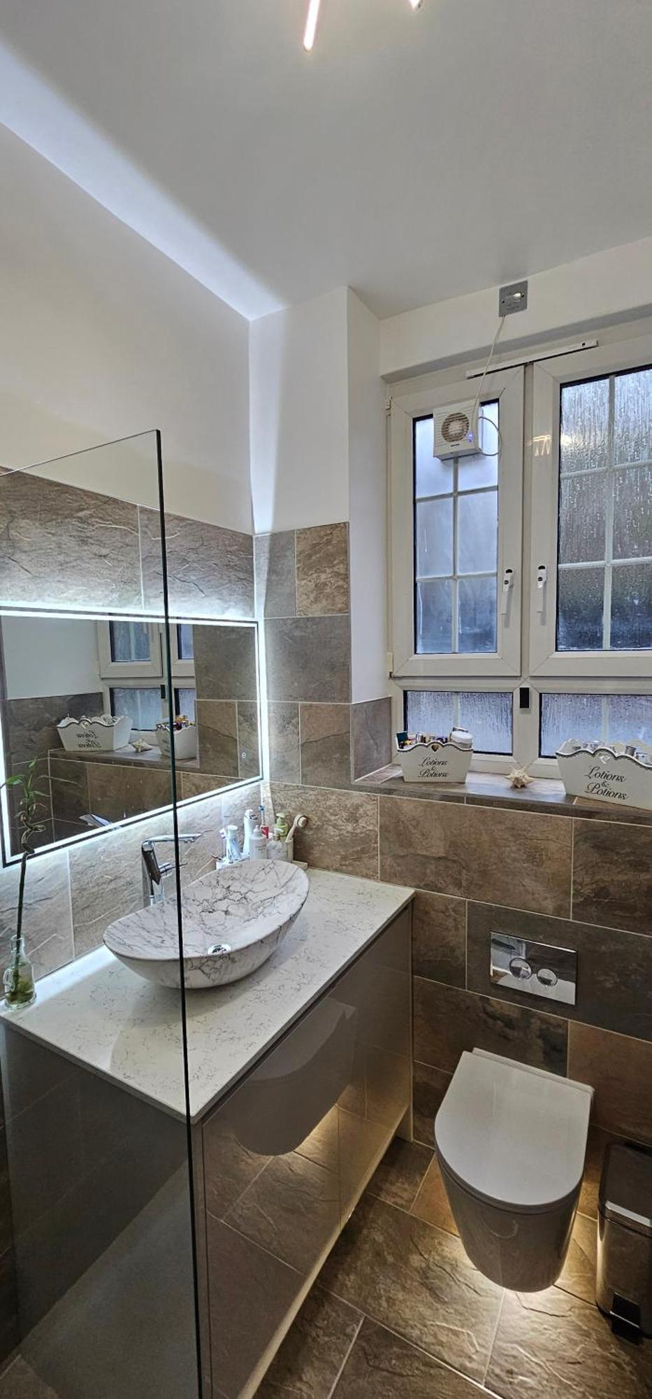 Tower Bridge Spacious King Bedroom With Extra Large Windows London Exterior photo
